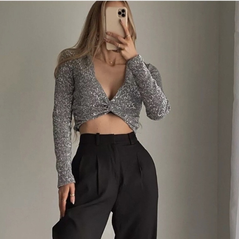 Zara Silver Sequin Knotted Long Sleeve Crop Top size XS